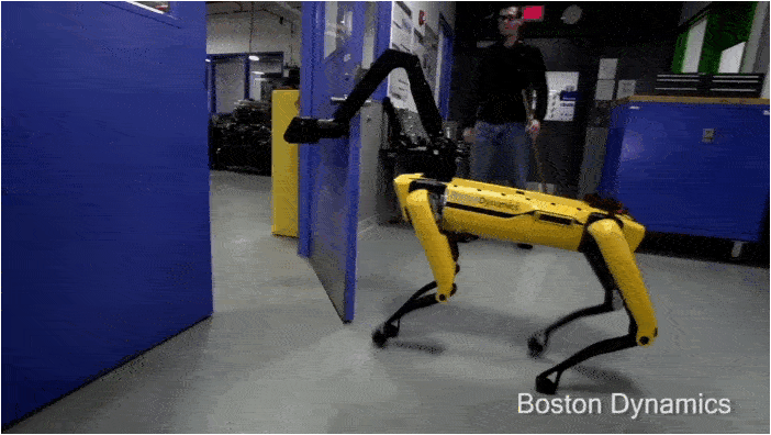 A Boston Dynamics spotmini megnyitja az ajtót