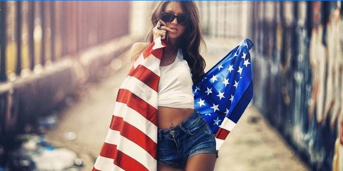 Lány amerikai zászló
