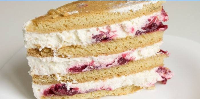 Shortcake torta cseresznye és tejföllel