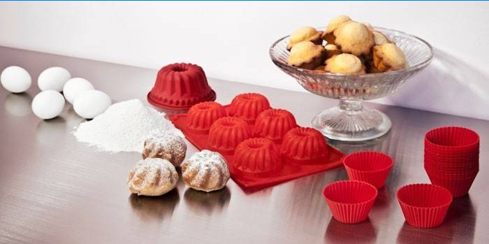 Szilikon formák muffinokhoz és cupcakeshez