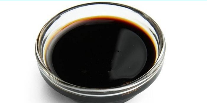Teriyaki szósz a mártásban