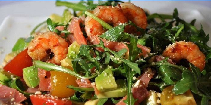 Teriyaki öntet tengeri ételekkel és zöldségekkel