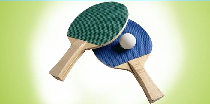 Ütők és ping-pong labda