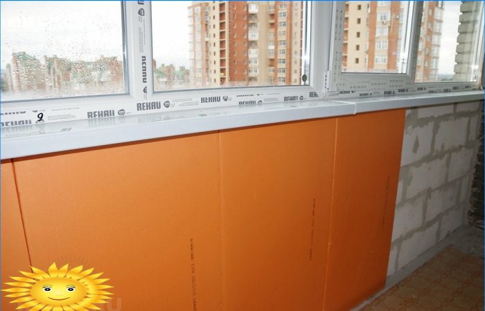 A loggia melegítése habosított polisztirollal