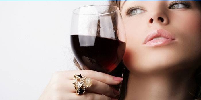 alkohol gátolja a fogyást