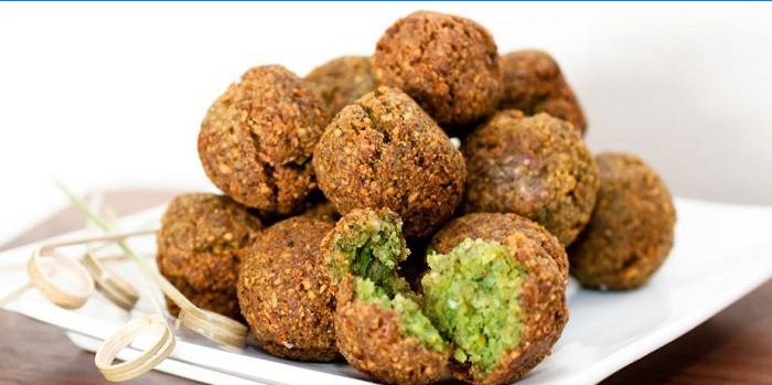Klasszikus csicseriborsó falafel