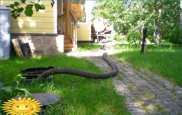 A ház csatornájának szivattyúzása
