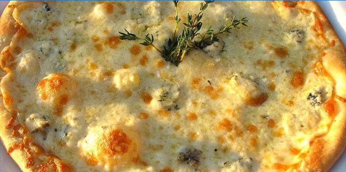házi pizza