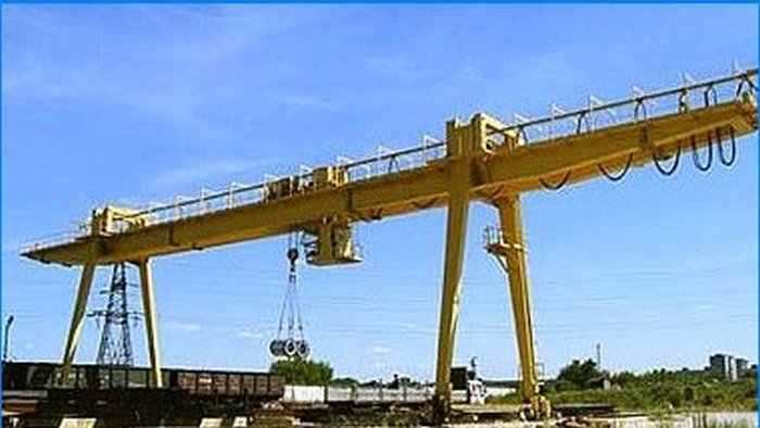 Gantry daru