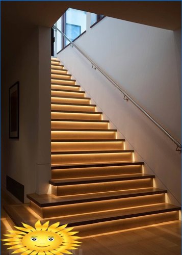Lehetőségek lépcsők megvilágítására a házban