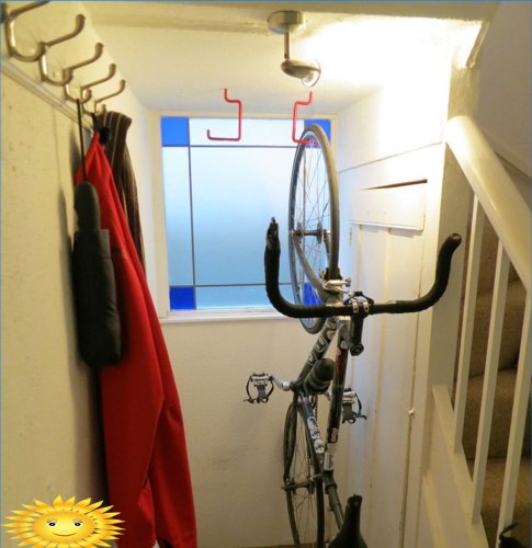 Kerékpár és egyéb sporteszközök tárolása lakásban