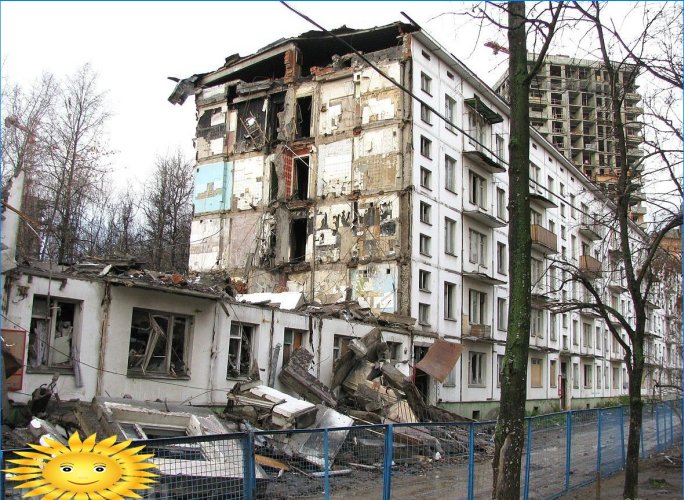 Öt emeletes épületek felújítási programja Moszkvában