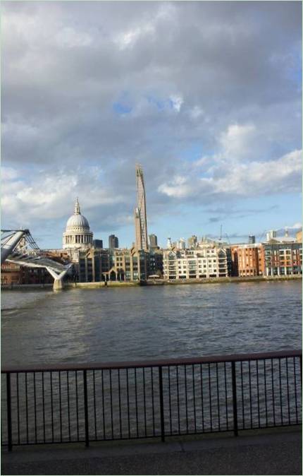 Fából készült felhőkarcoló Londonban, 984 láb magasan Fából készült felhőkarcoló Londonban, 984 láb magas