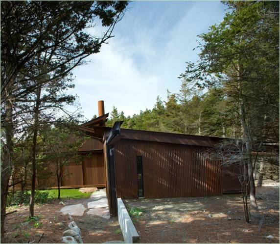 Shadowboxx Residence on Lopes