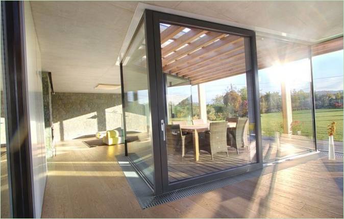 Üveg pergola a rezidencián