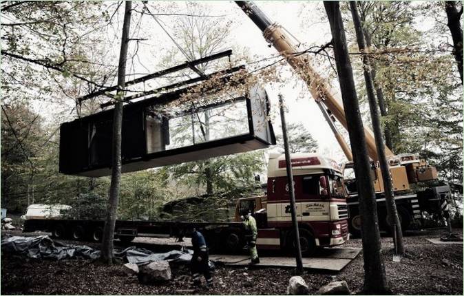 Photo of building a cottage in the woods Photo - 01