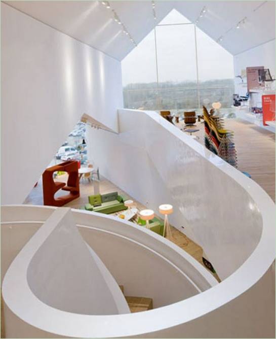 A Vitra House lakótér belseje