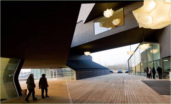 A Vitra House szokatlan tervezésű