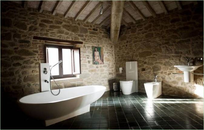 Casa Bramasole olasz villa fürdőszoba kialakítása