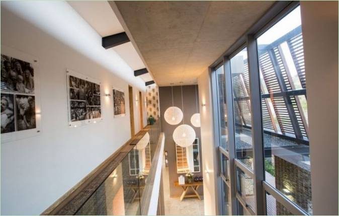 Futurisztikus Simbithi Eco-Estate ház tervezése a Metropole Architects által Dél-Afrikában