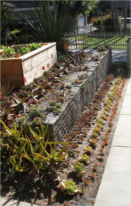 Gabion a kertben