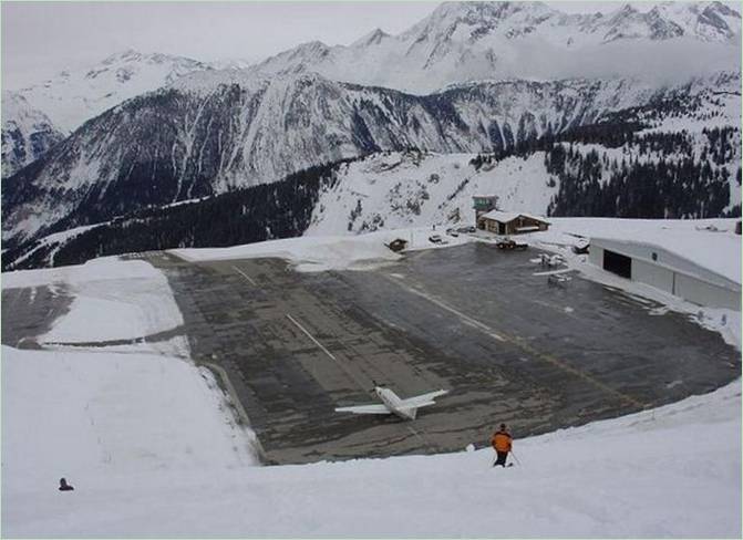Courchevel Altiport