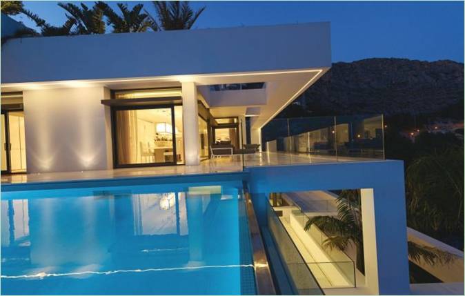 Cliff House Pepe Cabrera által