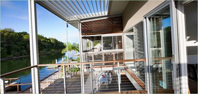 Noosa Sound House by Bark Design Architects, Queensland, Ausztrália