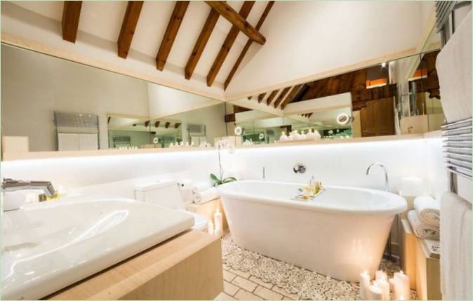 Fürdőszoba tervezés a londoni Church Conversion apartmanok számára