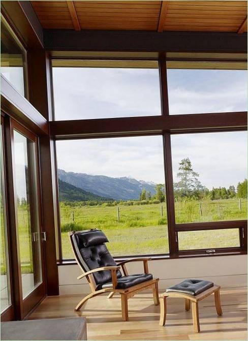 Peaks View Residence