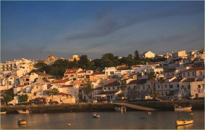 A portugáliai Casa 103 minimalista kialakítása