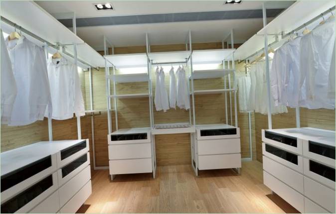 Garderobe egy családi házban