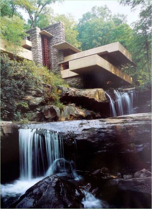 Szokatlan Fallingwater ház Pennsylvaniában