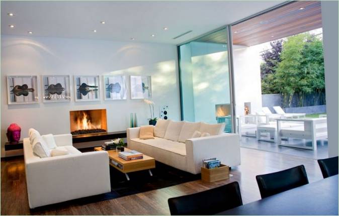Modern kúria belső tere medencével, Steven Kent Architect, Santa Monica, Kalifornia