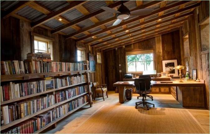 Pajta átalakítás az USA-ban: iroda-könyvtár American Barn Remodeling: Iroda-könyvtár