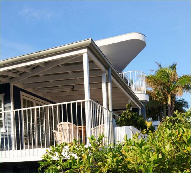 Bungaló cölöpökön Ausztráliában: veranda Bungaló cölöpökön Ausztráliában: veranda