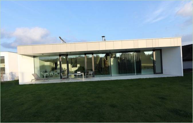 K2 ház külseje Pauliny Hovorka Architekti tervei alapján