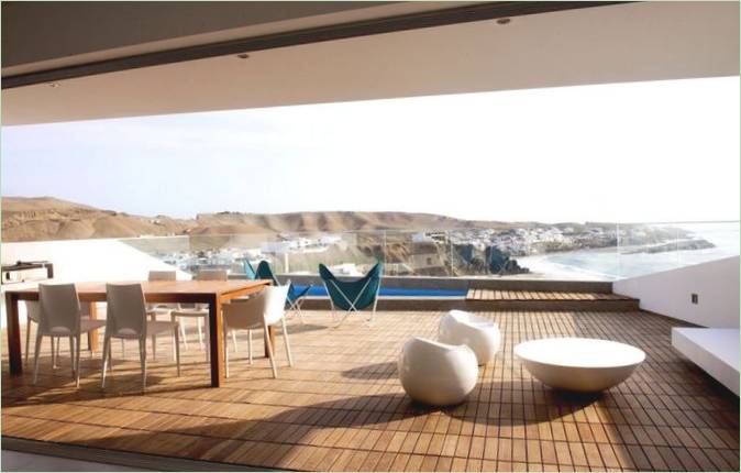 Perui luxus villa terasza