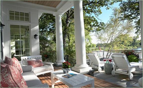 Fehér veranda