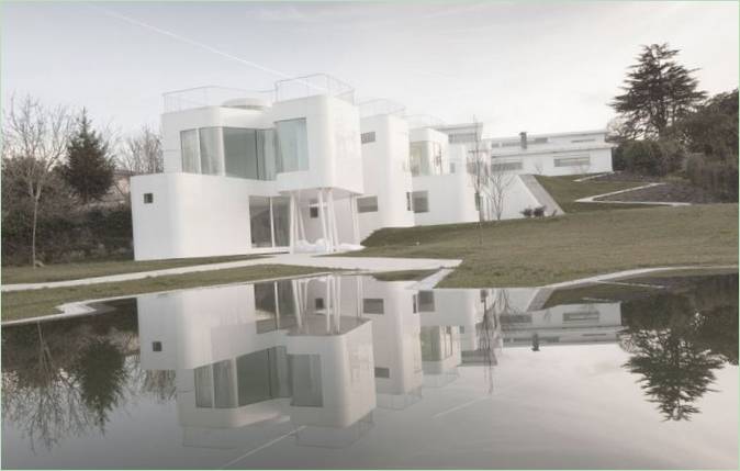 Casa V ház projektje Oleyrosban