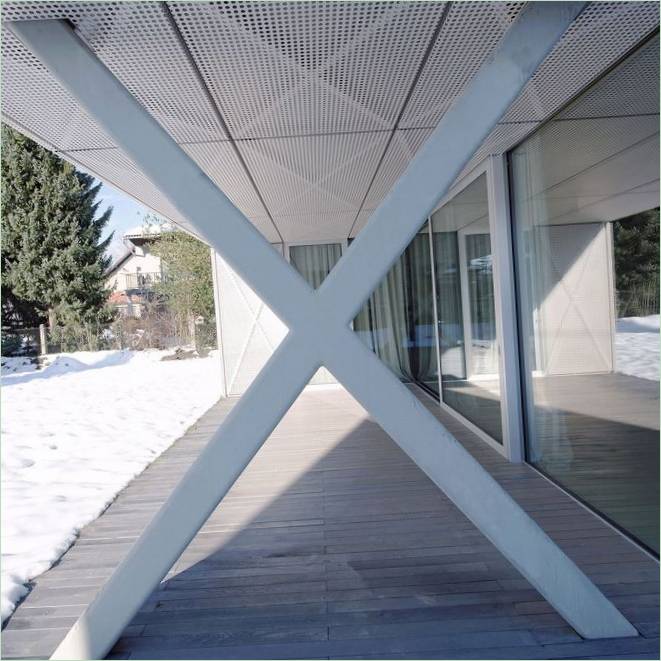 Perforált panelek a Criss-Cross Envelope homlokzatán