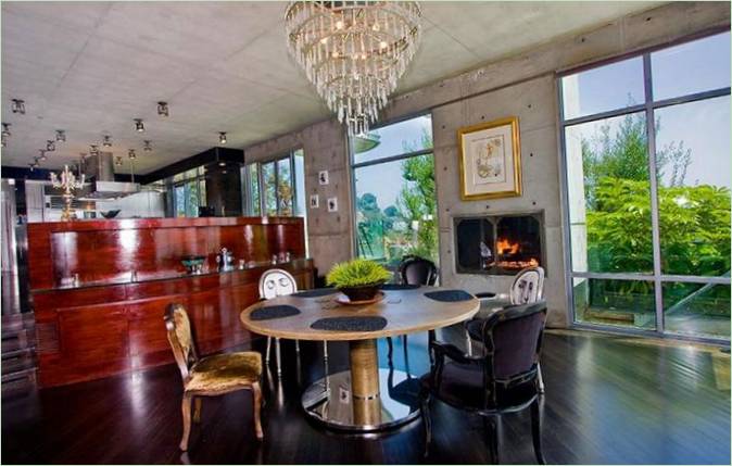 Sunset Plaza Mansion