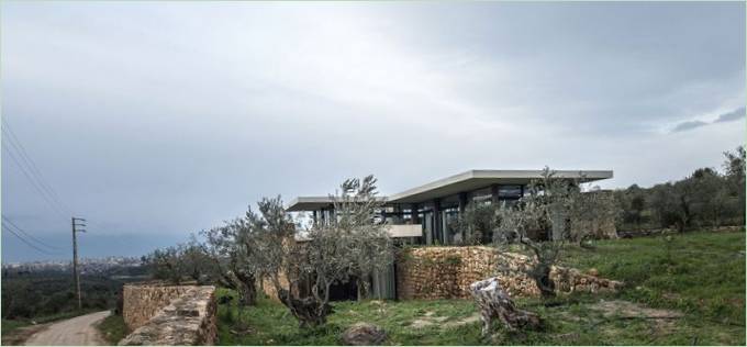 A Zgharta Residence kőfalai